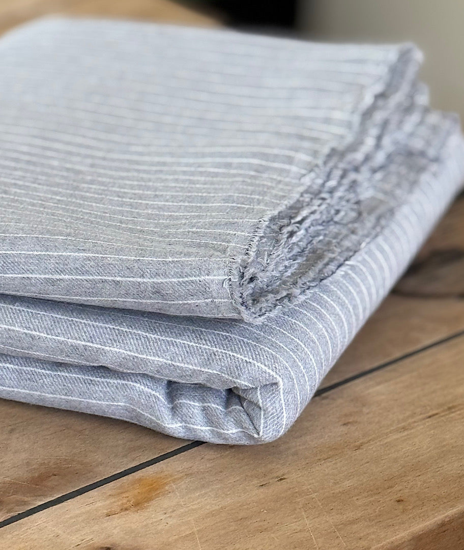 פשתן פסים אפור בהיר